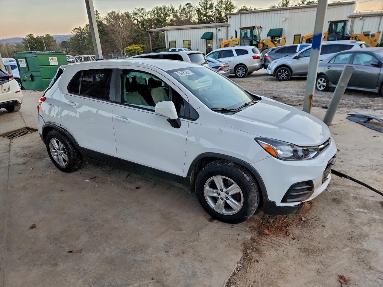 2020 CHEVROLET TRAX LS photo 4