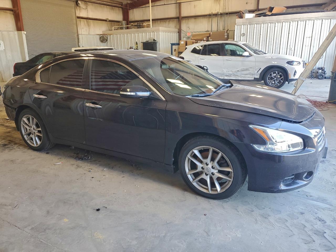 2011 NISSAN MAXIMA S photo 4