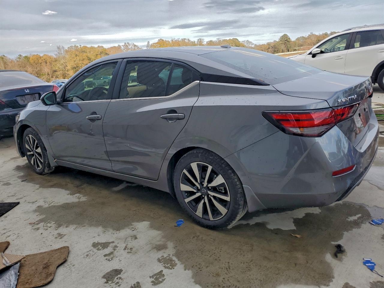 2024 NISSAN SENTRA SV photo 2