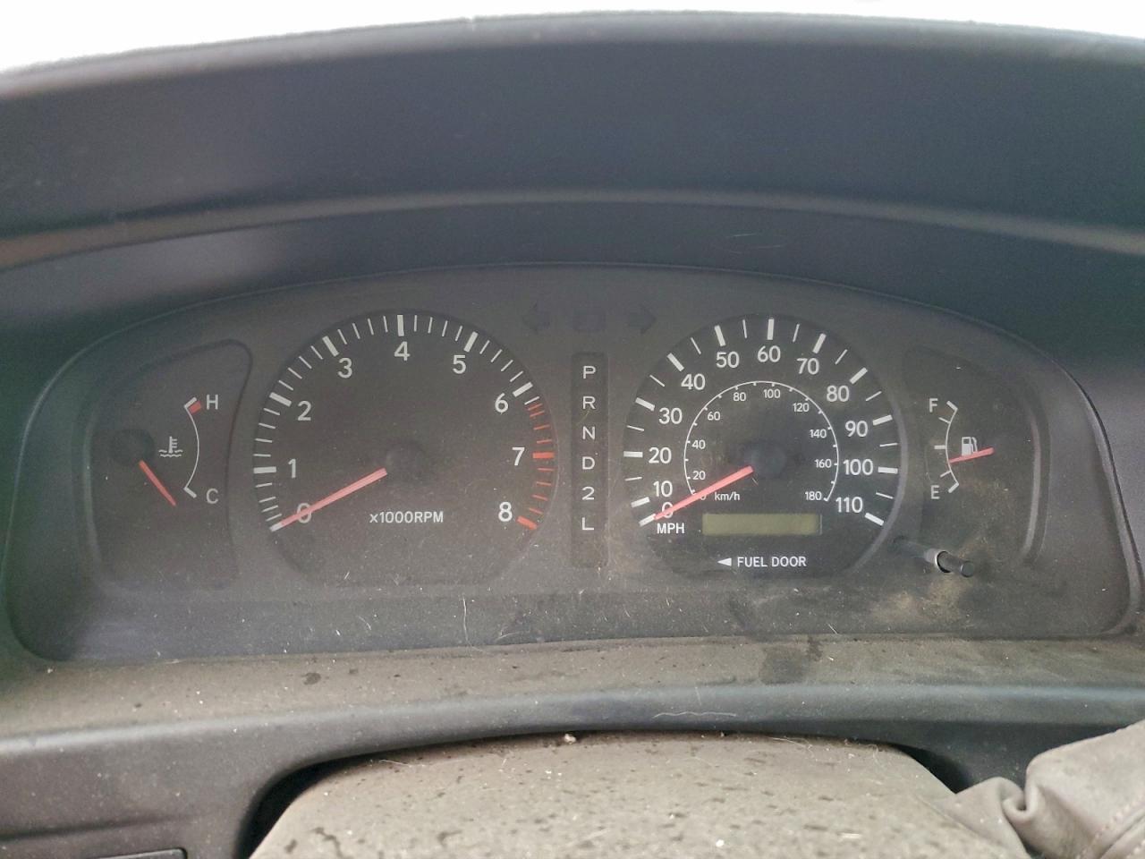 2000 TOYOTA SIENNA LE photo 9