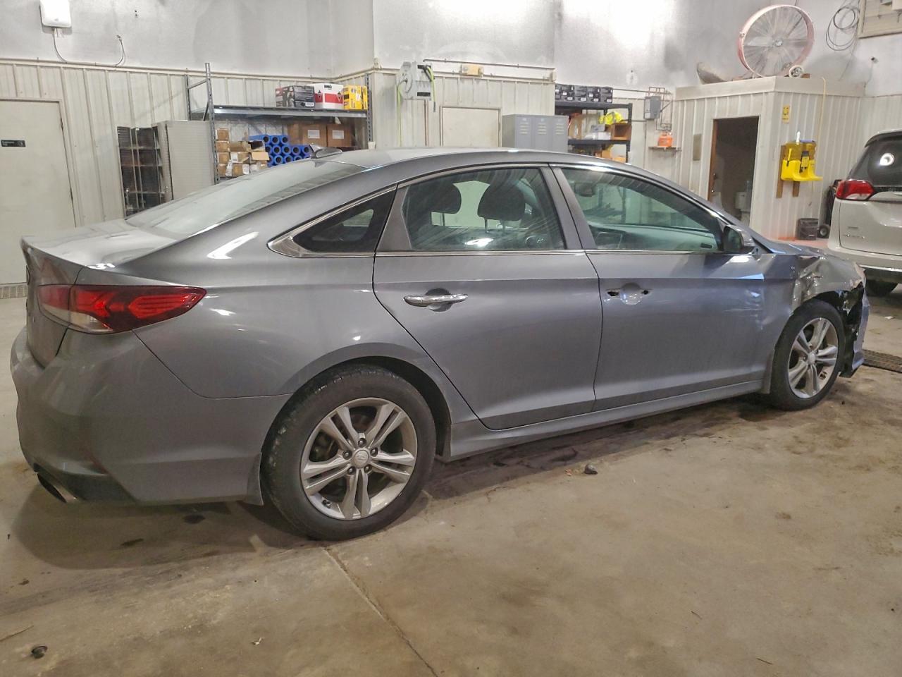 2018 HYUNDAI SONATA SPORT photo 3
