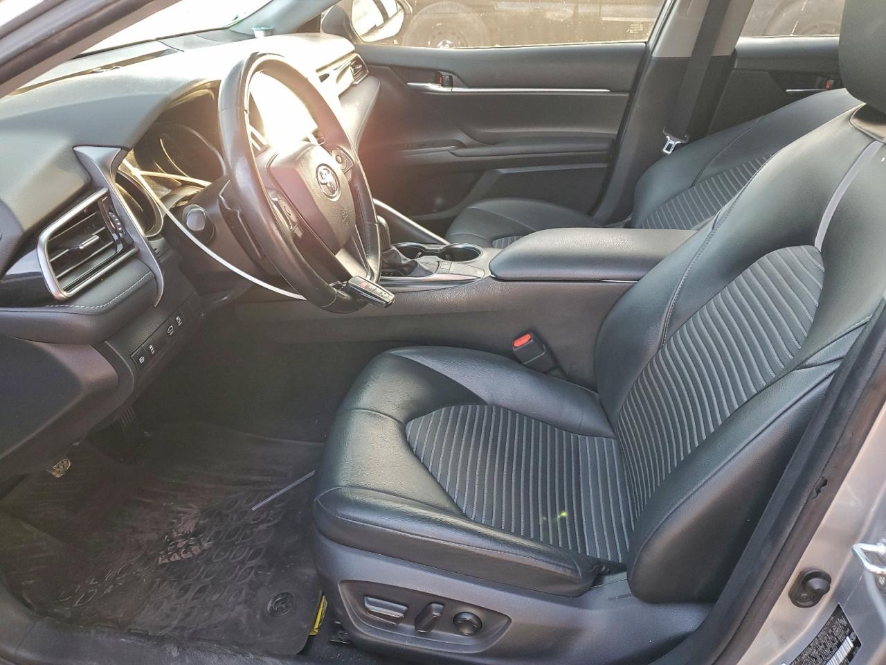 2022 TOYOTA CAMRY SE photo 7