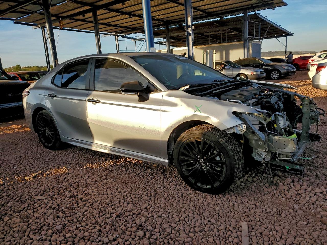 2022 TOYOTA CAMRY SE photo 4
