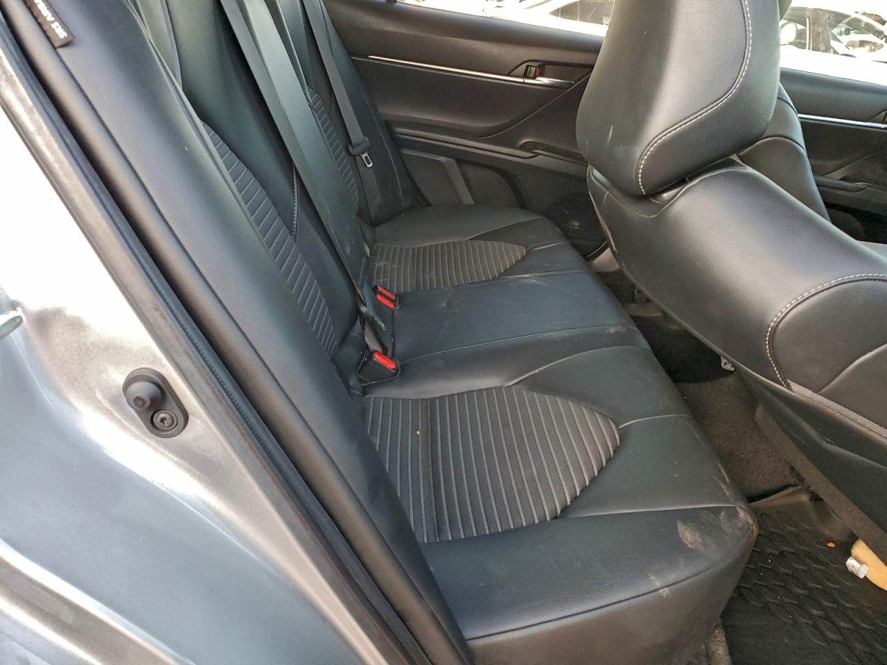 2022 TOYOTA CAMRY SE photo 10