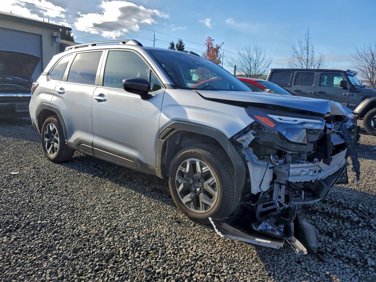 2025 SUBARU FORESTER PREMIUM photo 4