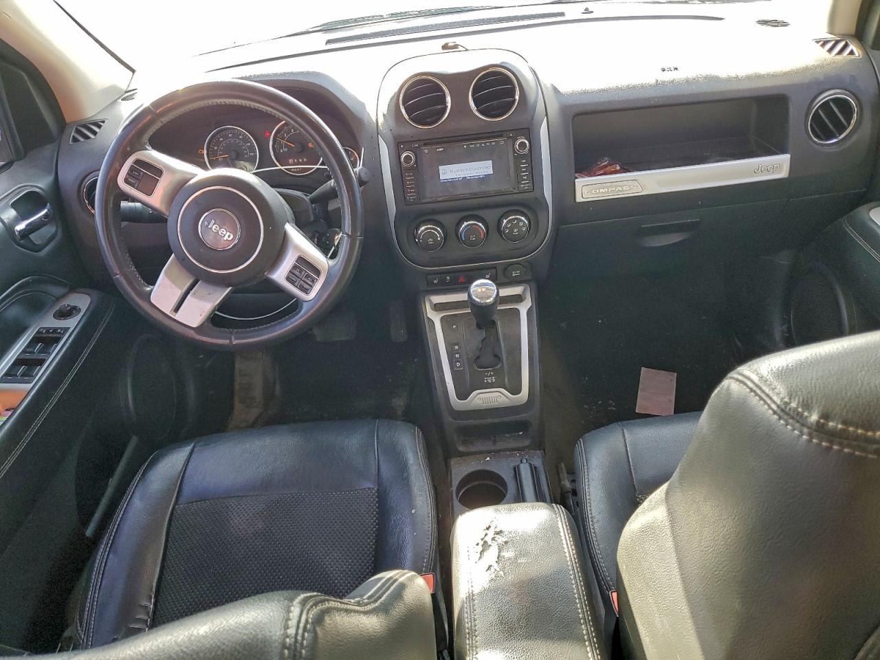 2017 JEEP COMPASS LATITUDE photo 8