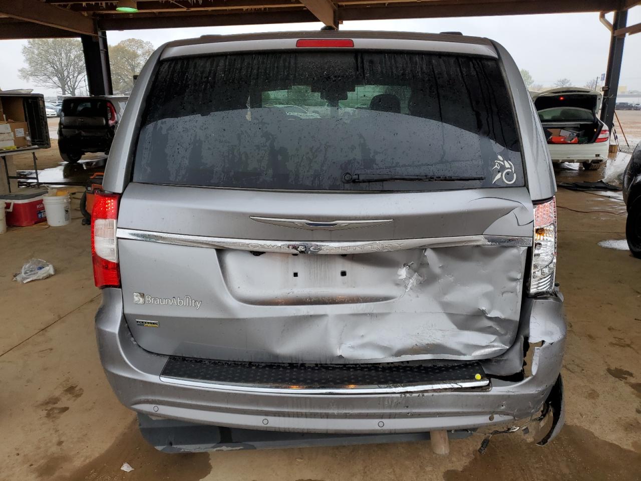 2015 CHRYSLER TOWN & COUNTRY TOURING photo 6