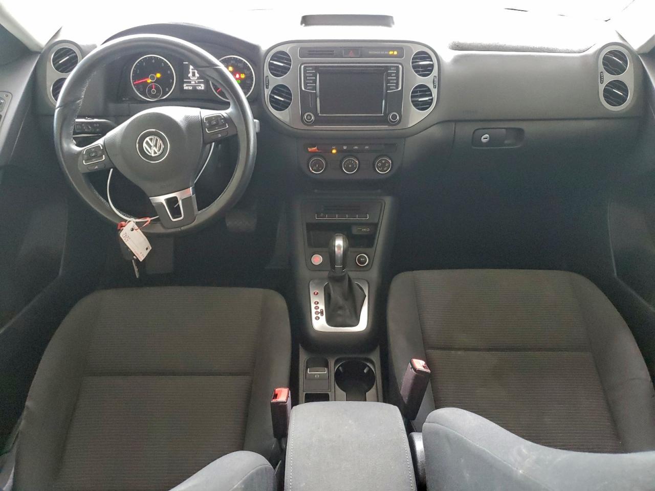 2017 VOLKSWAGEN TIGUAN S photo 8