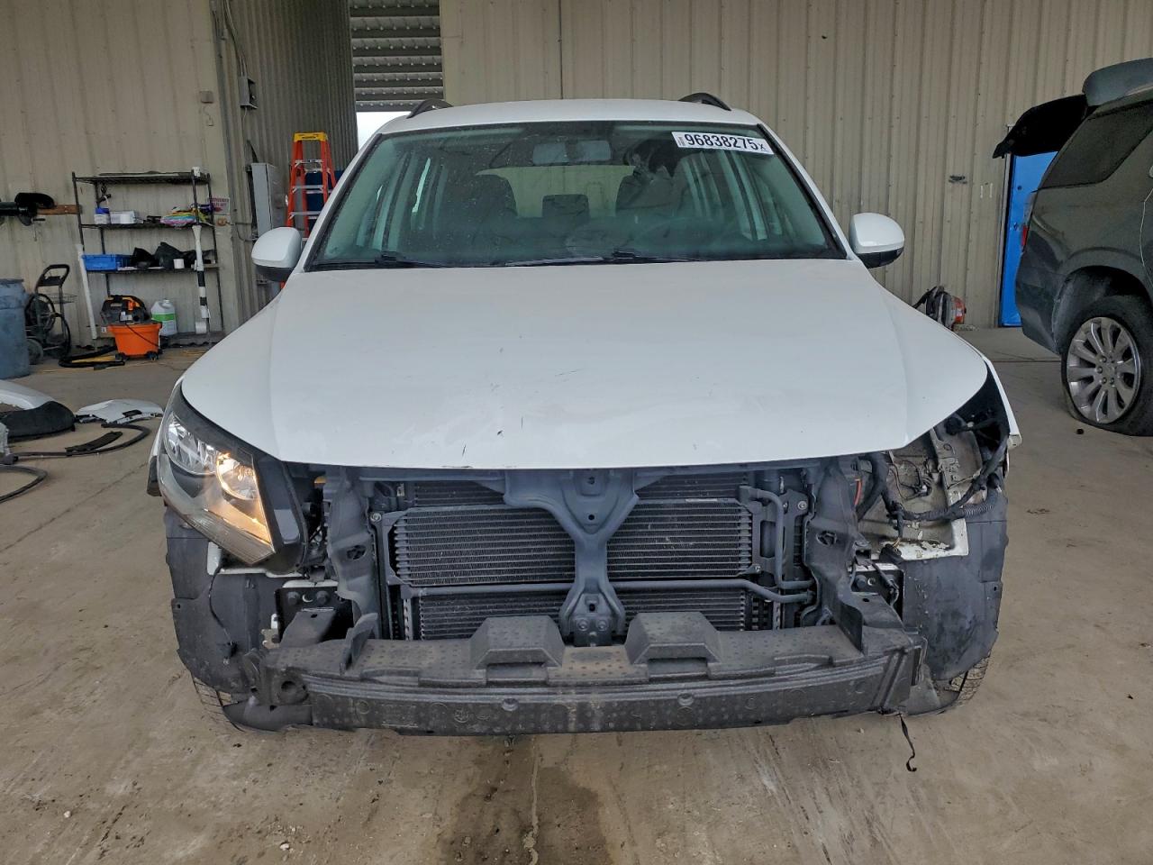 2017 VOLKSWAGEN TIGUAN S photo 5