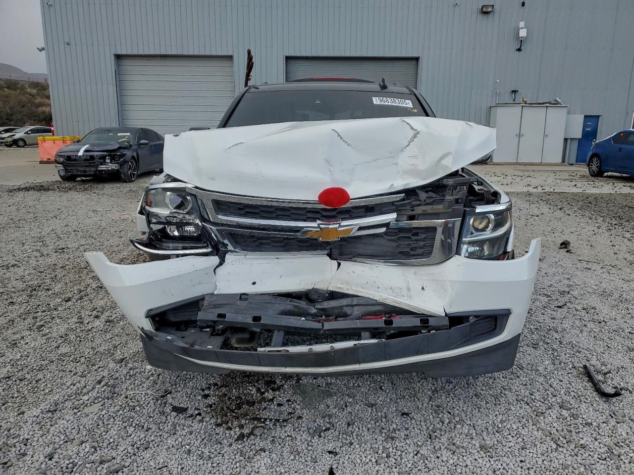 2017 CHEVROLET TAHOE K1500 LT photo 5
