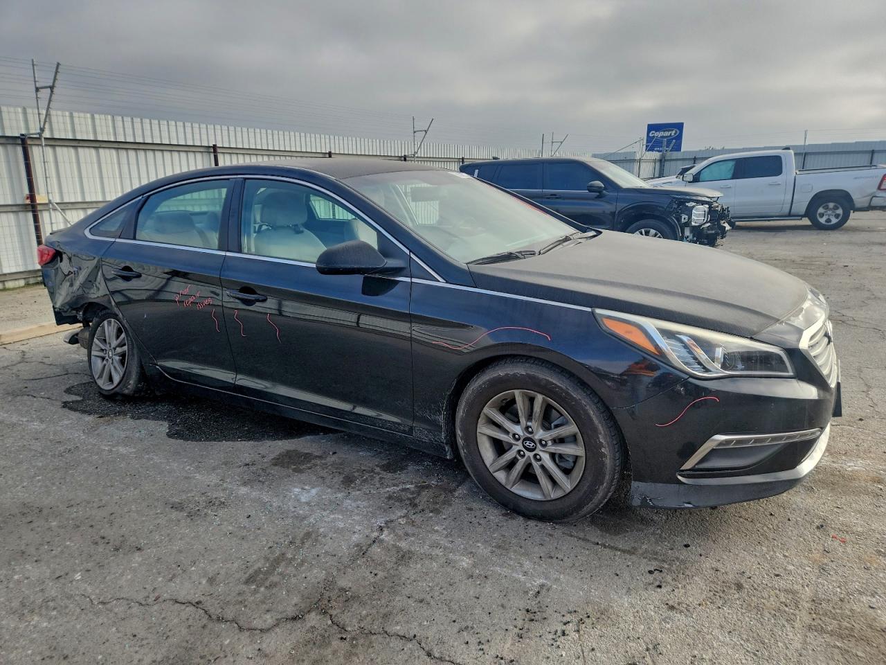 2015 HYUNDAI SONATA SE photo 4