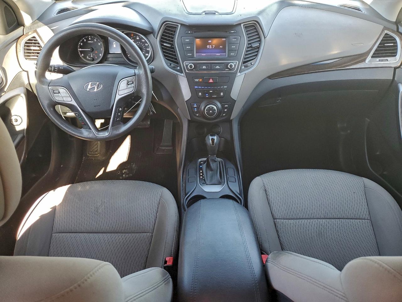 2017 HYUNDAI SANTA FE SPORT photo 8