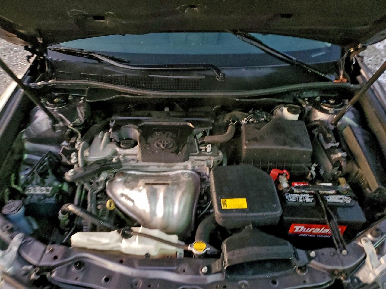 2014 TOYOTA CAMRY SE photo 11