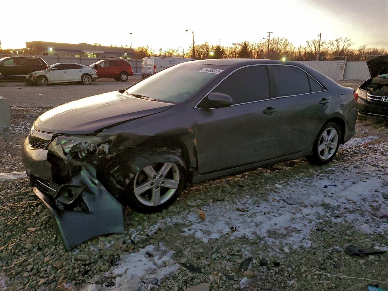 2014 TOYOTA CAMRY