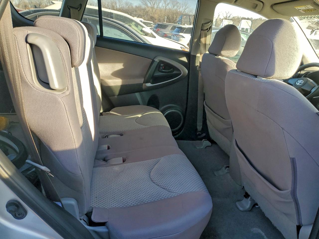 2007 TOYOTA RAV4 photo 11