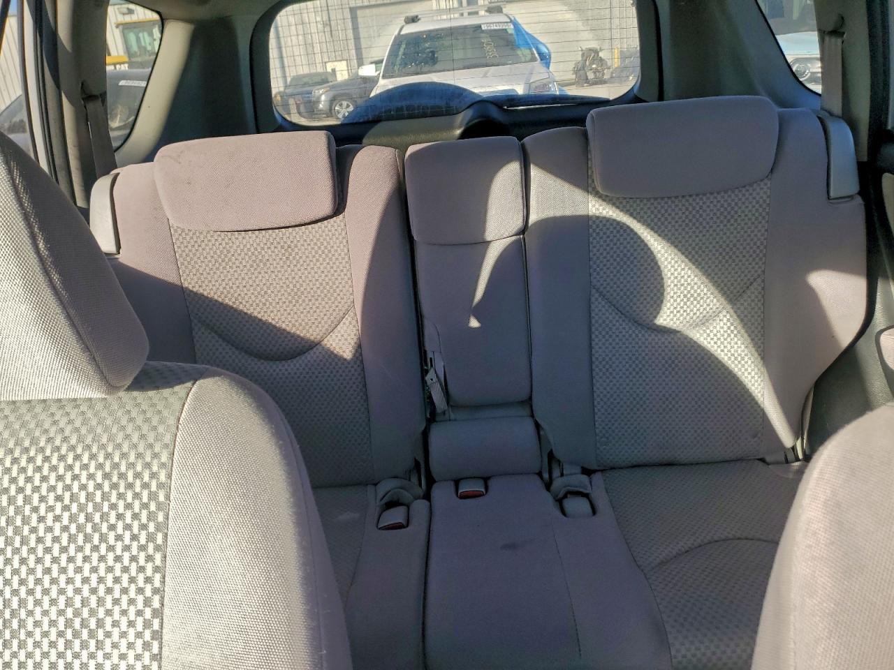 2007 TOYOTA RAV4 photo 10
