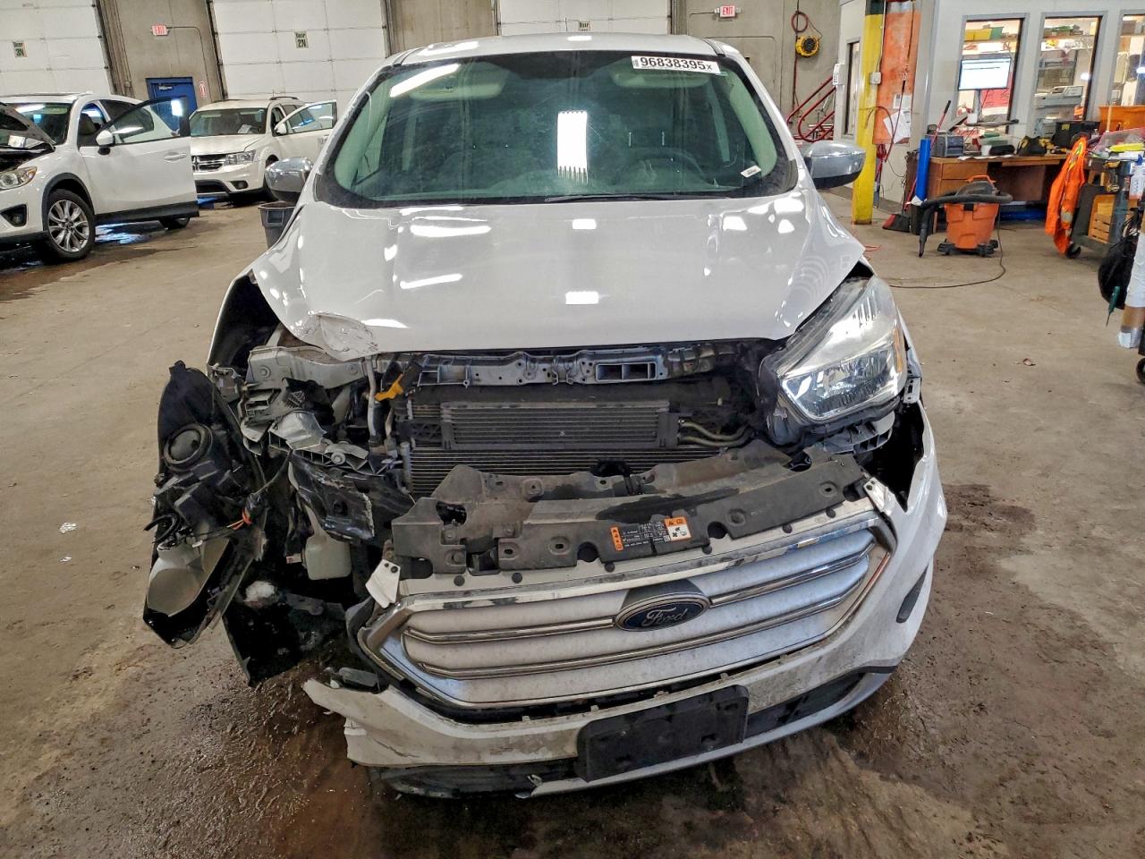 2017 FORD ESCAPE SE photo 5