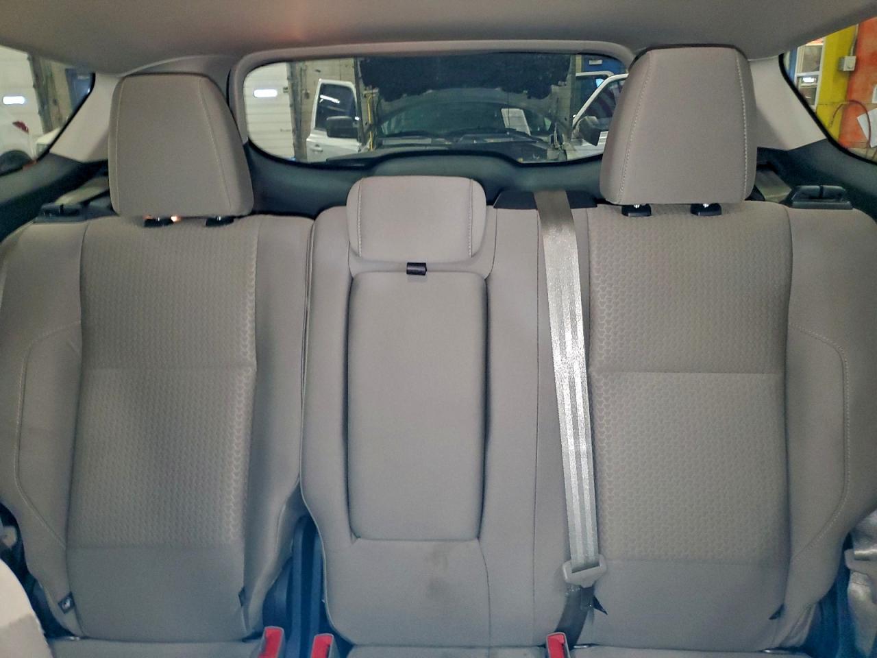 2017 FORD ESCAPE SE photo 10
