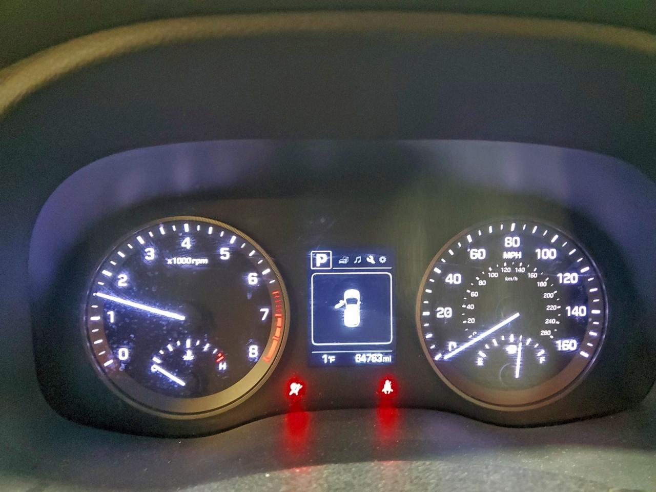 2018 HYUNDAI TUCSON SE photo 9