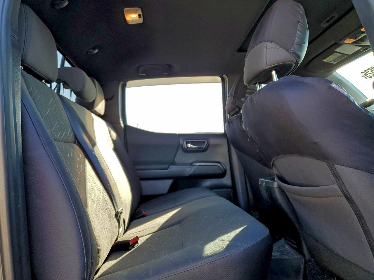2017 TOYOTA TACOMA DOUBLE CAB photo 10