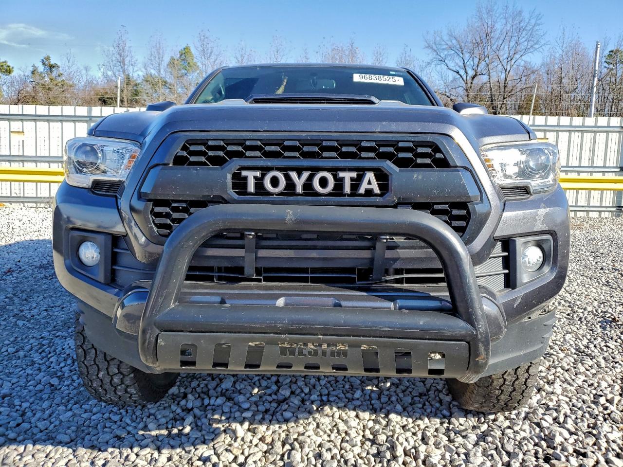 2017 TOYOTA TACOMA DOUBLE CAB photo 5