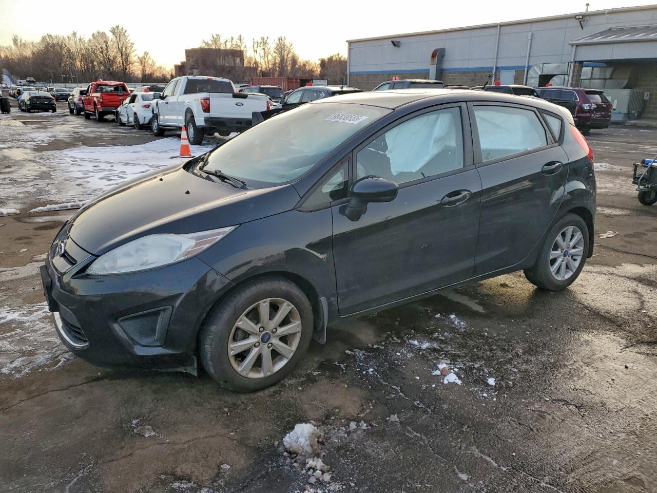 2011 FORD FIESTA