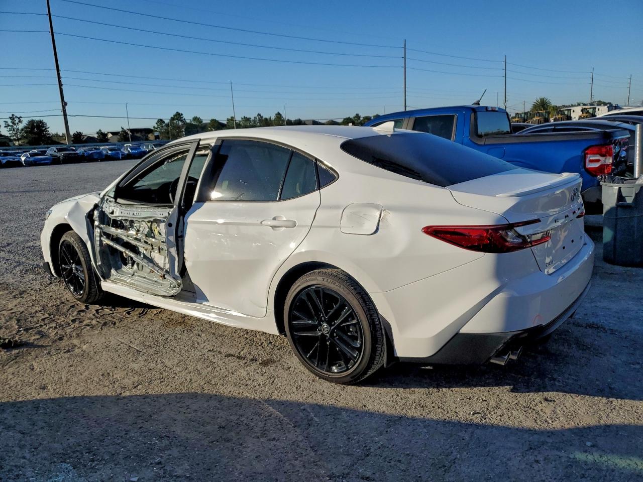 2025 TOYOTA CAMRY XSE photo 2