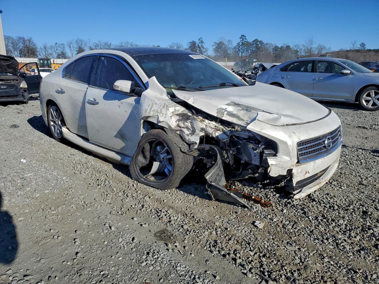 2011 NISSAN MAXIMA S photo 4