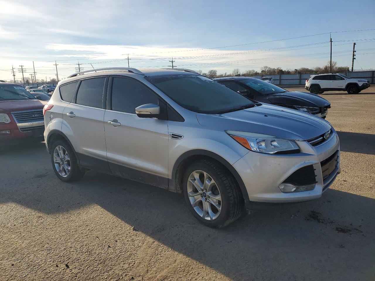 2014 FORD ESCAPE photo 4