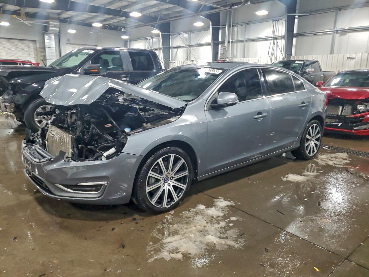 2017 VOLVO S60