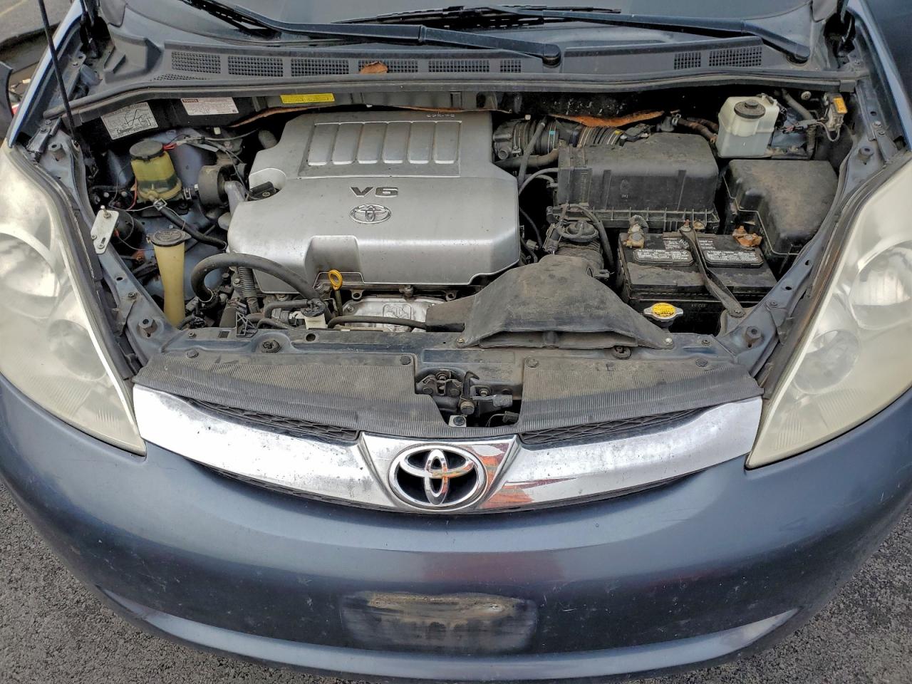2008 TOYOTA SIENNA photo 12