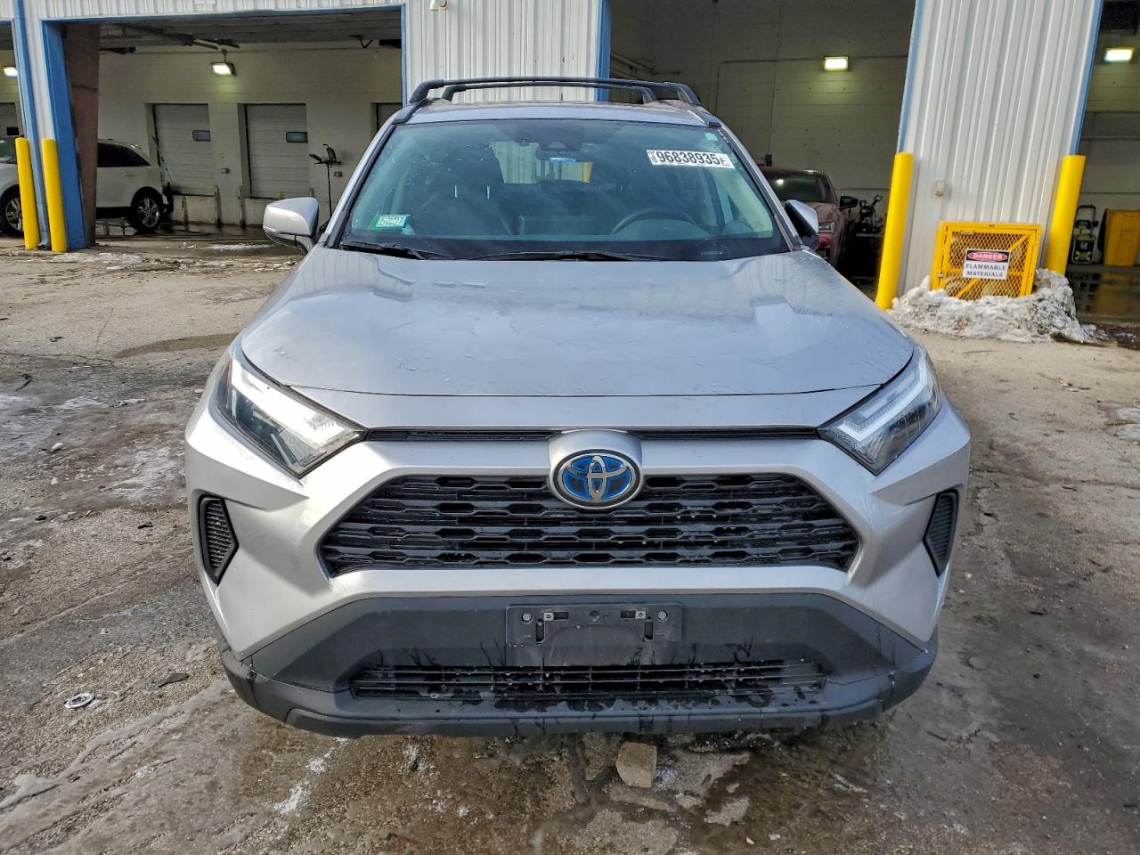 2024 TOYOTA RAV4 XLE photo 5