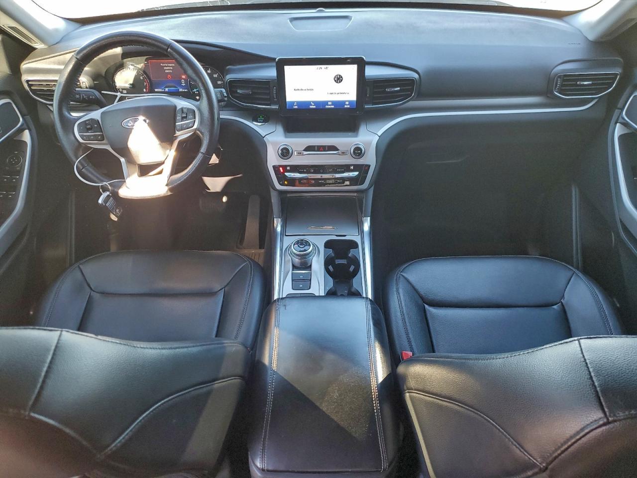 2021 FORD EXPLORER XLT photo 8