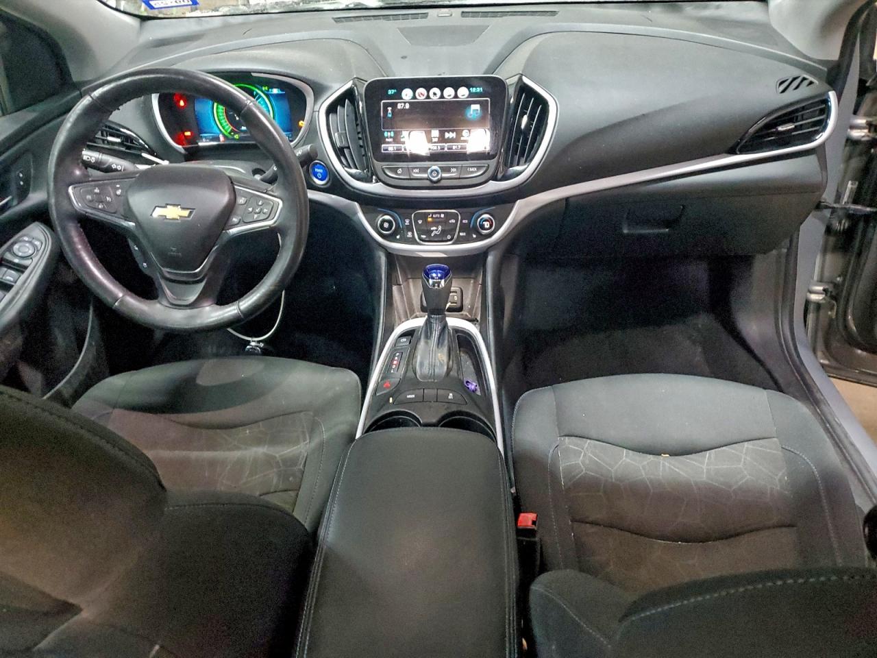 2017 CHEVROLET VOLT LT photo 8