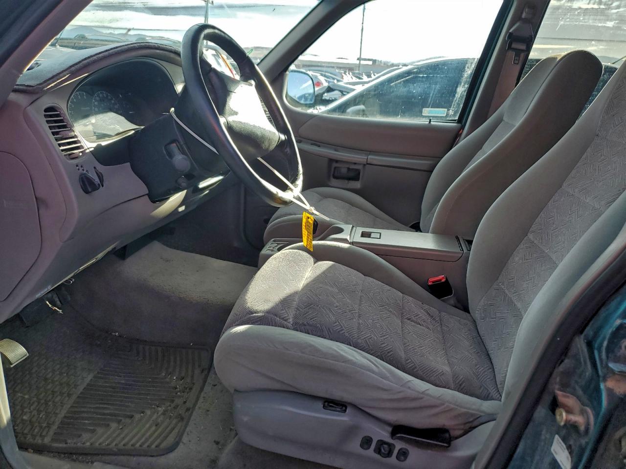 1998 FORD EXPLORER photo 7
