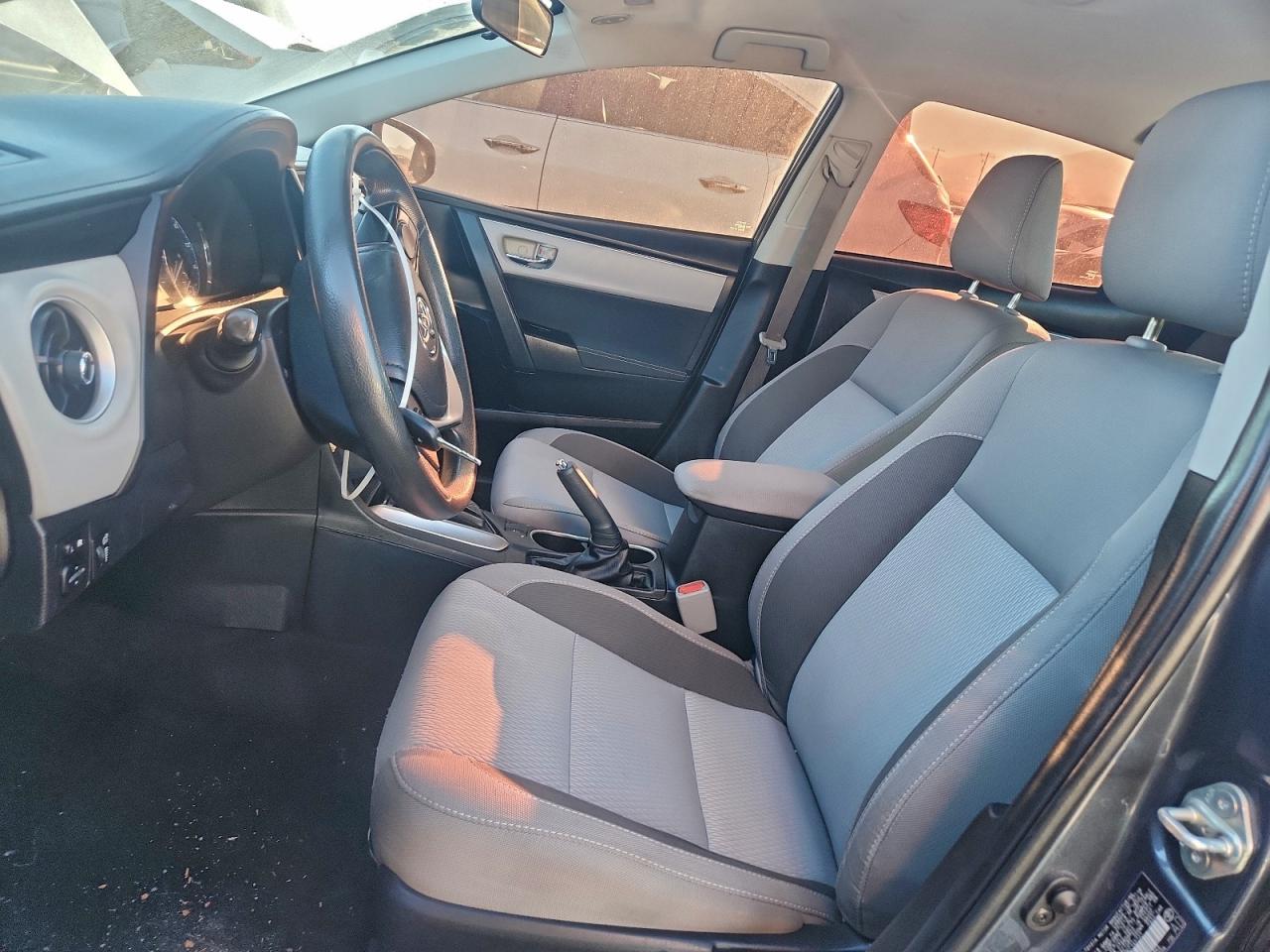 2019 TOYOTA COROLLA L photo 7