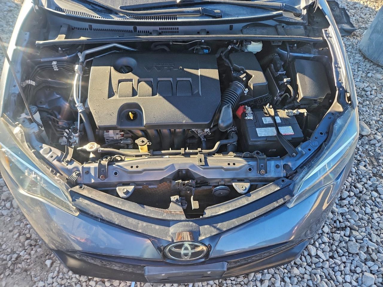 2019 TOYOTA COROLLA L photo 11