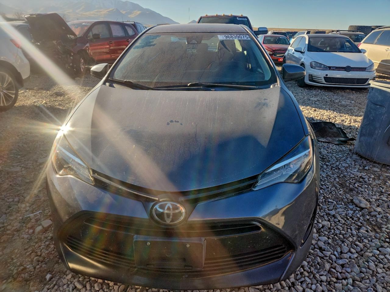 2019 TOYOTA COROLLA L photo 5