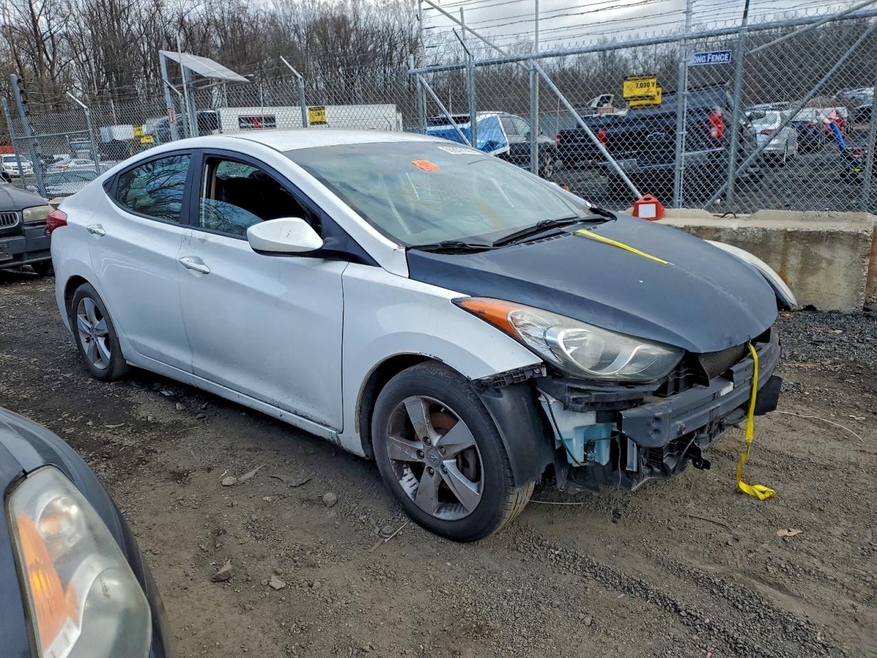 2013 HYUNDAI ELANTRA GLS photo 4