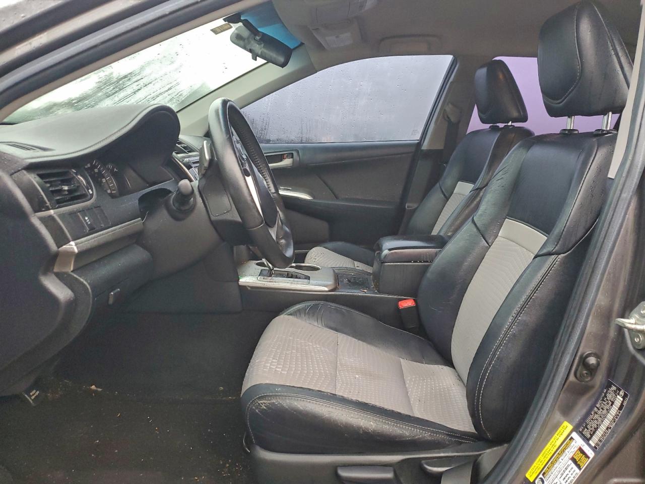 2014 TOYOTA CAMRY L photo 7
