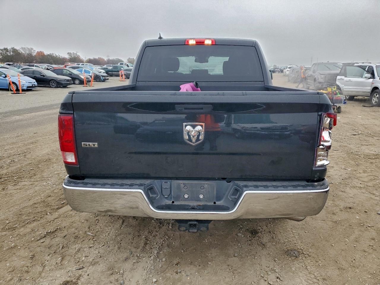 2022 RAM 1500 CLASSIC SLT photo 6