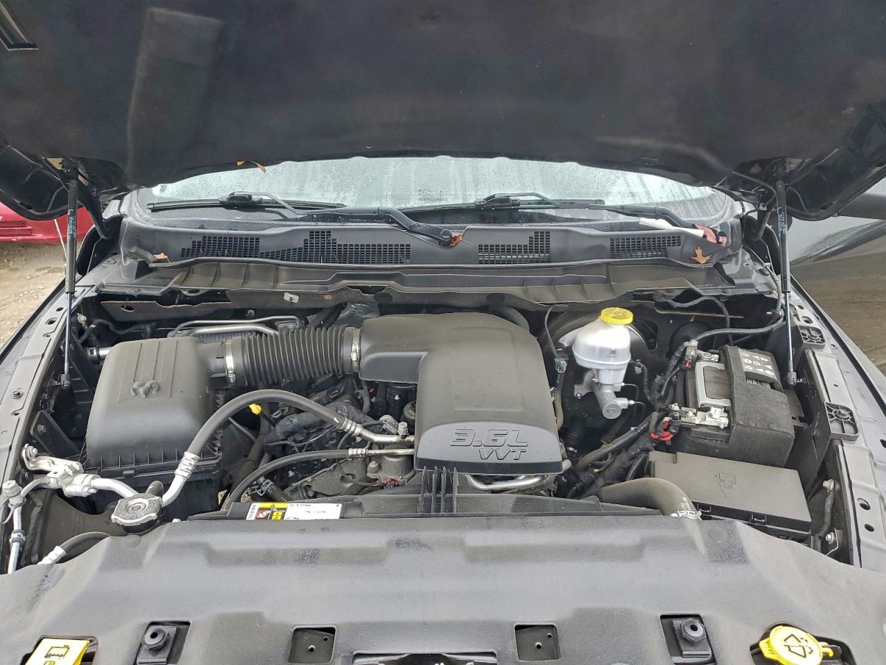 2022 RAM 1500 CLASSIC SLT photo 11