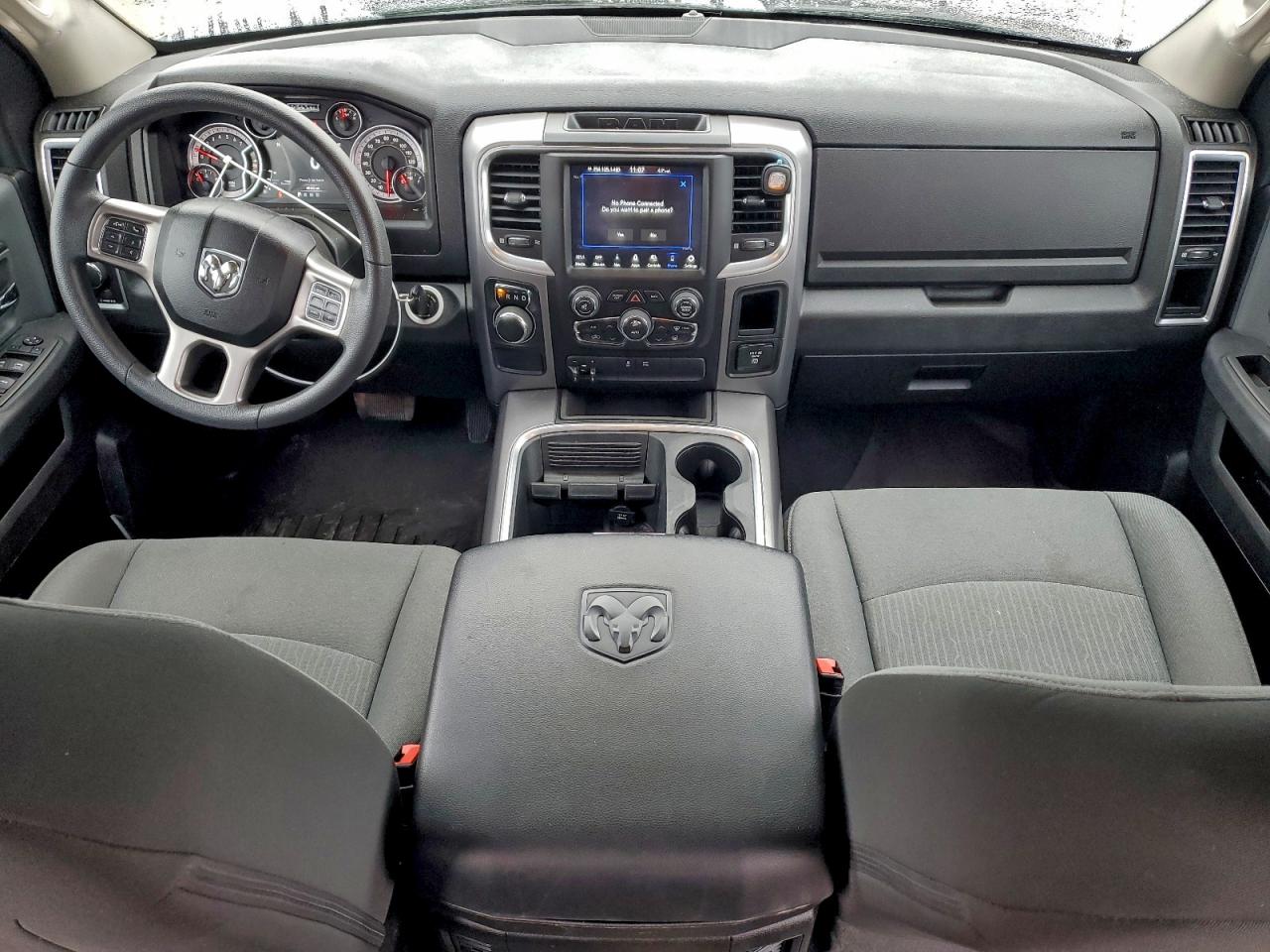 2022 RAM 1500 CLASSIC SLT photo 8
