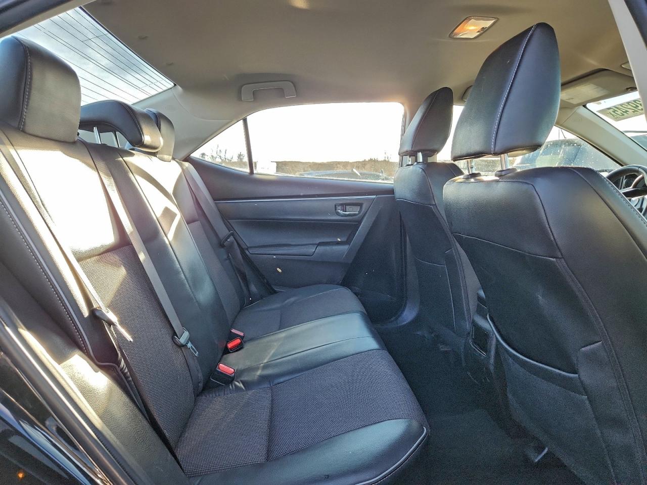 2014 TOYOTA COROLLA L photo 10