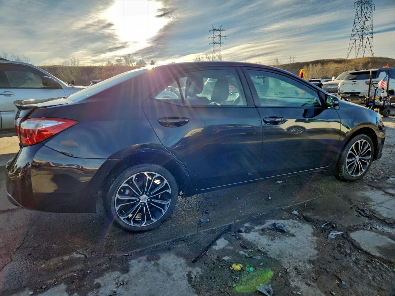 2014 TOYOTA COROLLA L photo 3