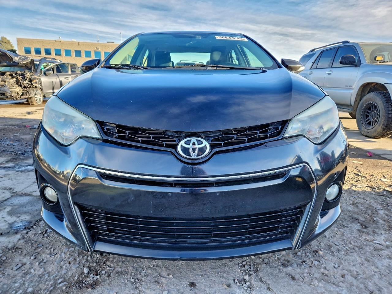 2014 TOYOTA COROLLA L photo 5