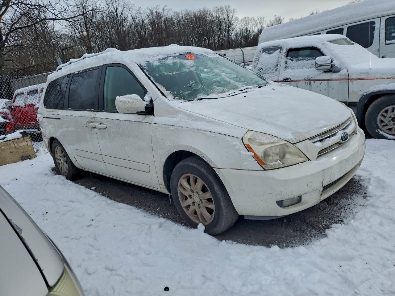 2008 KIA SEDONA EX photo 4