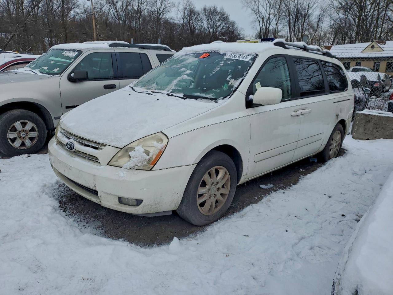 2008 KIA SEDONA EX — MINOR DENT/SCRATCHES damage — photo 1