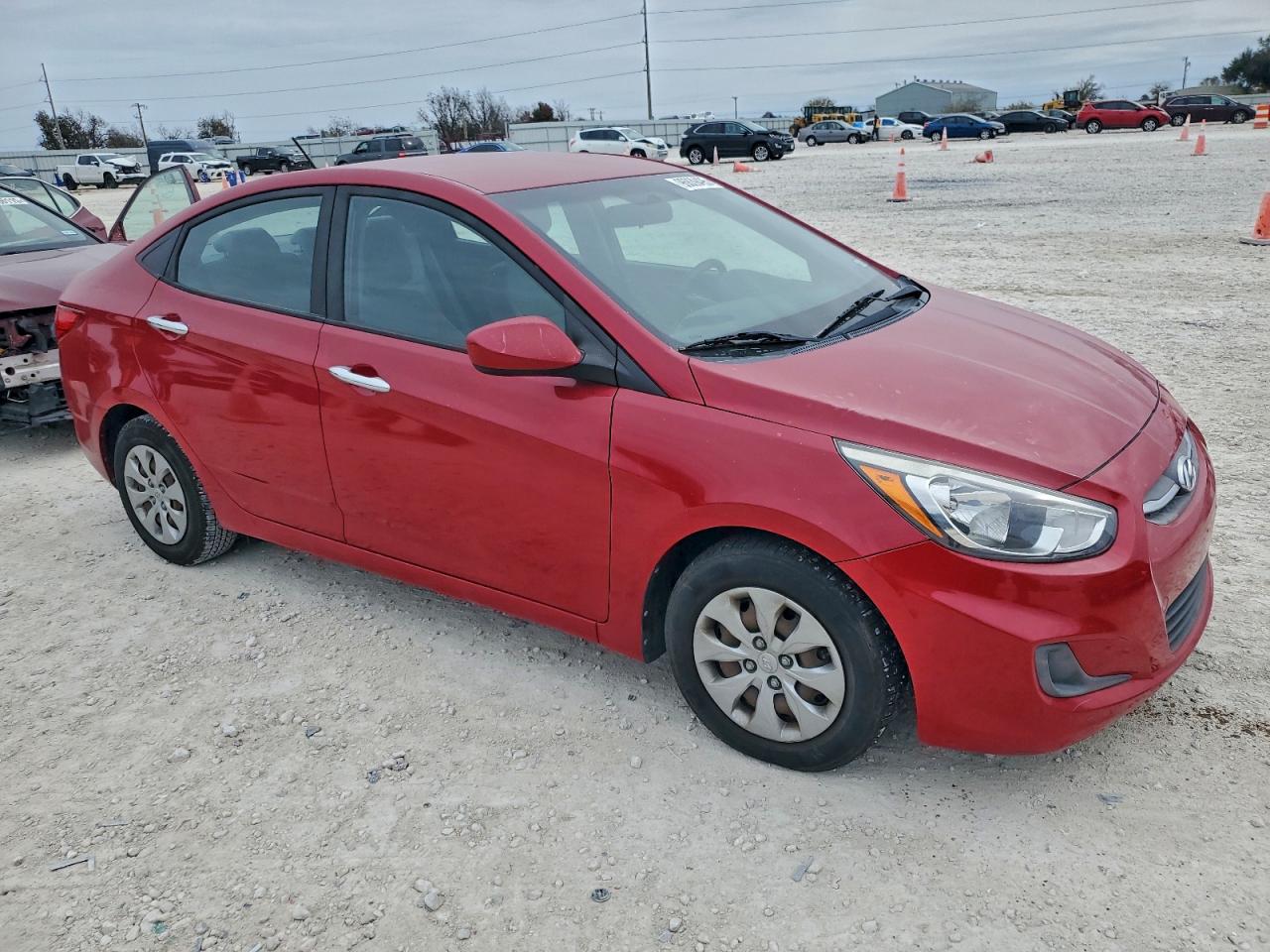 2016 HYUNDAI ACCENT SE photo 4