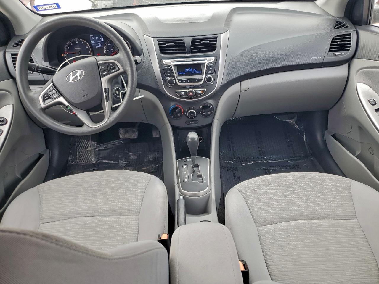 2016 HYUNDAI ACCENT SE photo 8